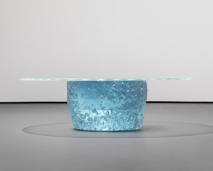wonmin park's 'unding' exhibit plays with translucency & light at carpenters workshop gallery