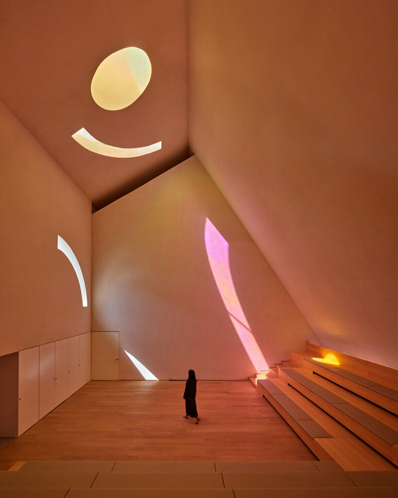 image © Jonathan Leijonhufvud