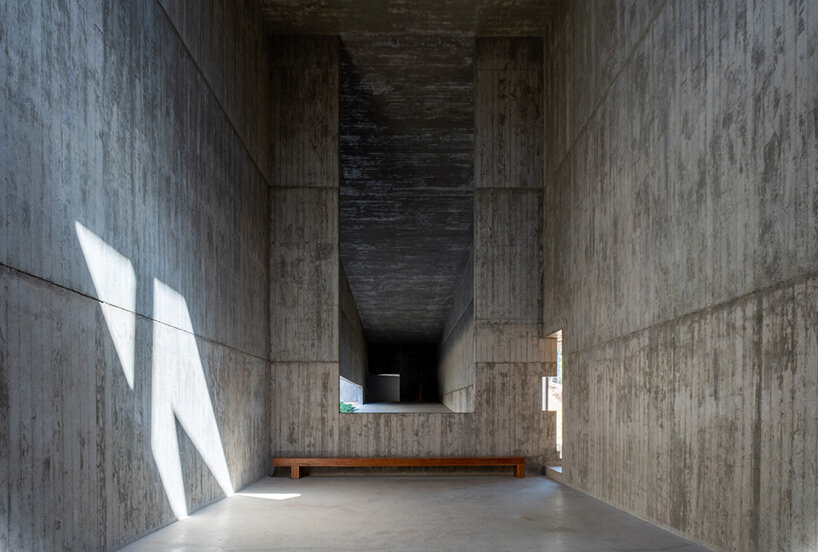 discover álvaro siza’s concrete pavilions in south korea through william mulvihill’s lens