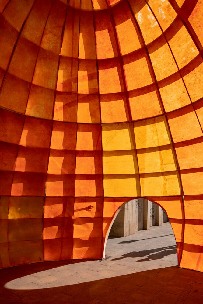 step inside oana stănescu’s immersive, strawberry-shaped cocoon in logroño, spain