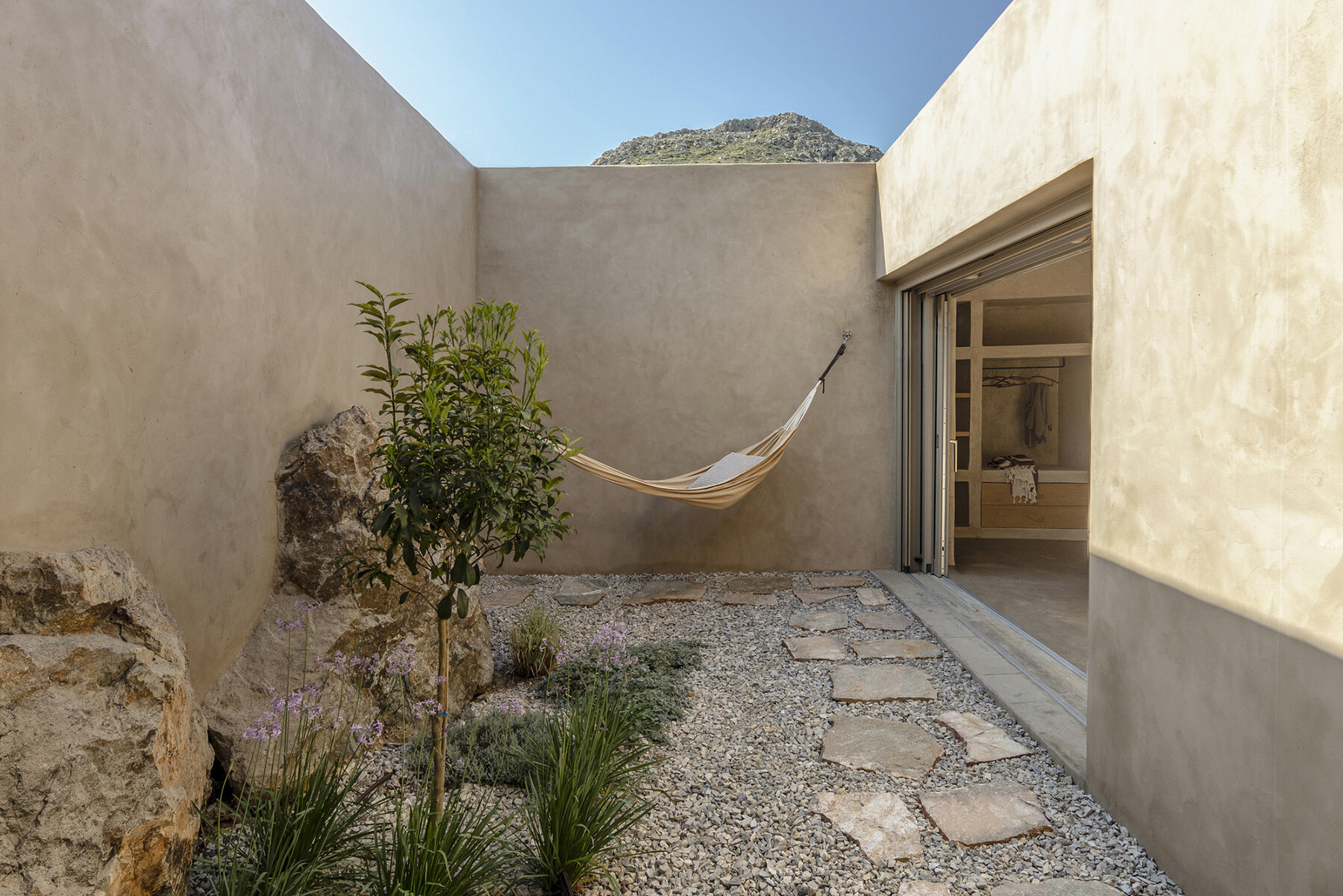homa-vagia-summer-house-mold-architects-greece-designboom-08a
