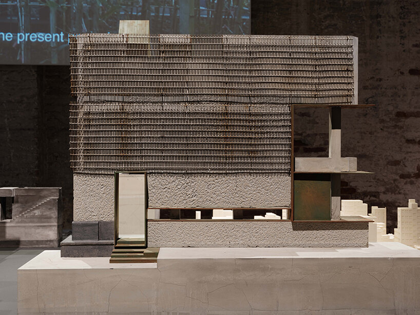 image © Pedro Pegenaute