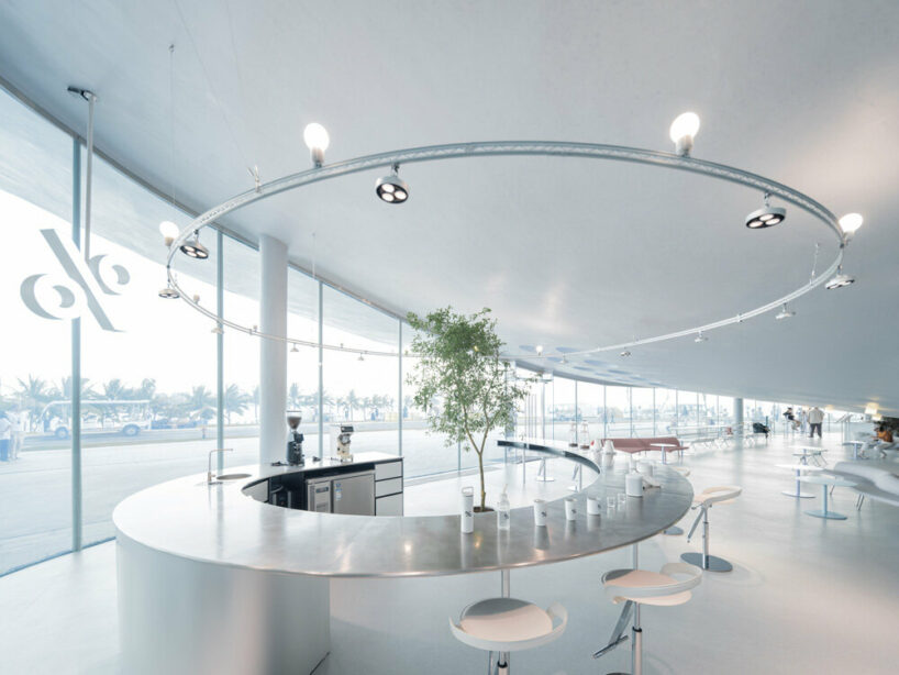 sou fujimoto’s ‘sky mountain’ curls up the coastal landscape of hainan province