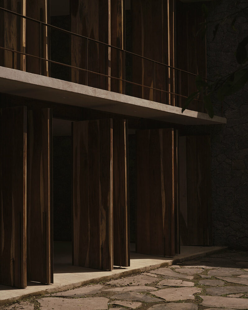 detail view of the wooden panels