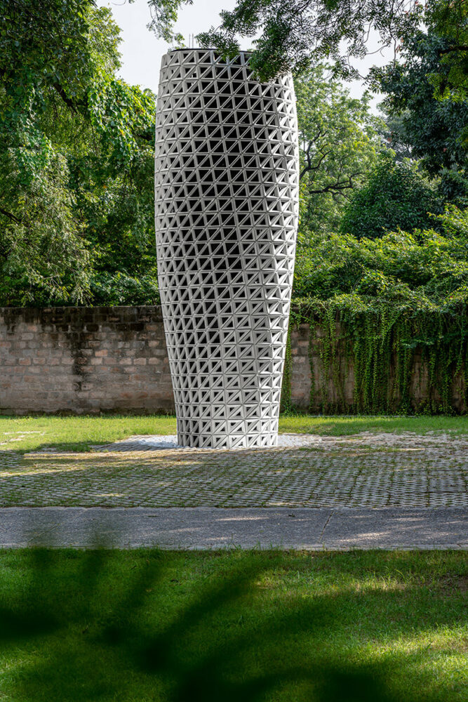 studio symbosis’ aerodynamic + multidirectional air purification tower emerges in new delhi