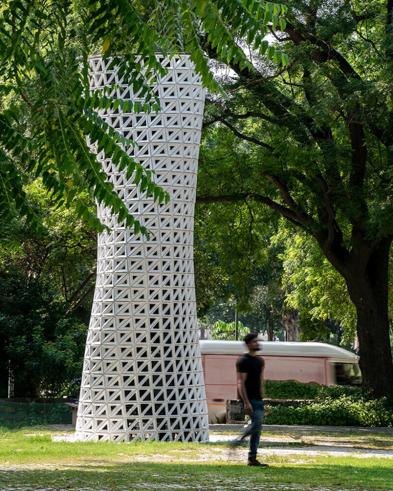 studio symbosis’ aerodynamic + multidirectional air purification tower emerges in new delhi
