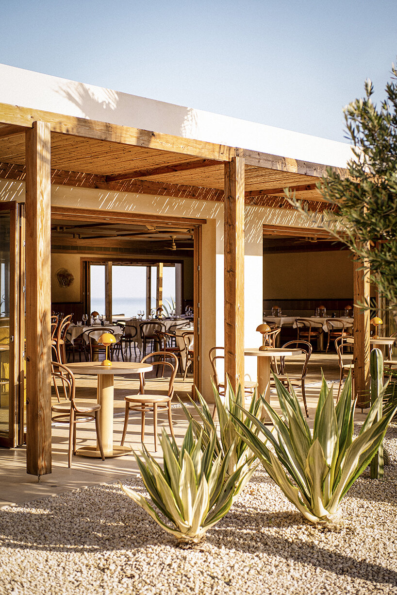 butler's table carl gerges 