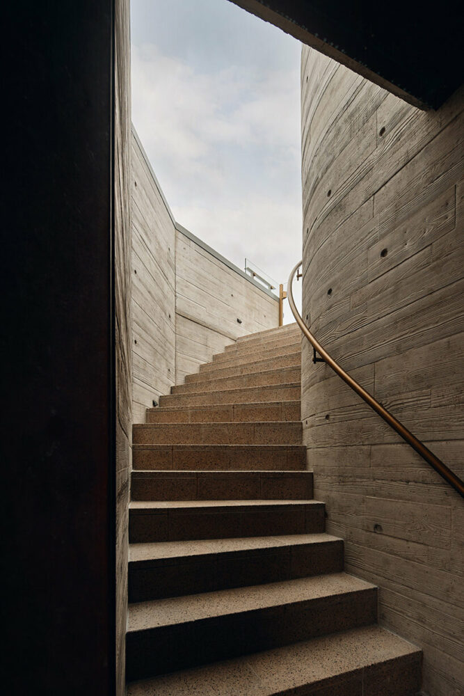 climate-resilient great barrier reef house by JDA takes cues from surrounding marine life