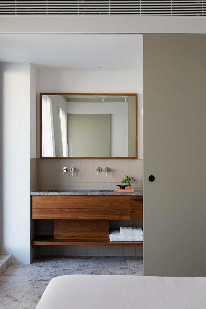 OOAK architects’ undulating hotel facade embraces an urban escape in athens