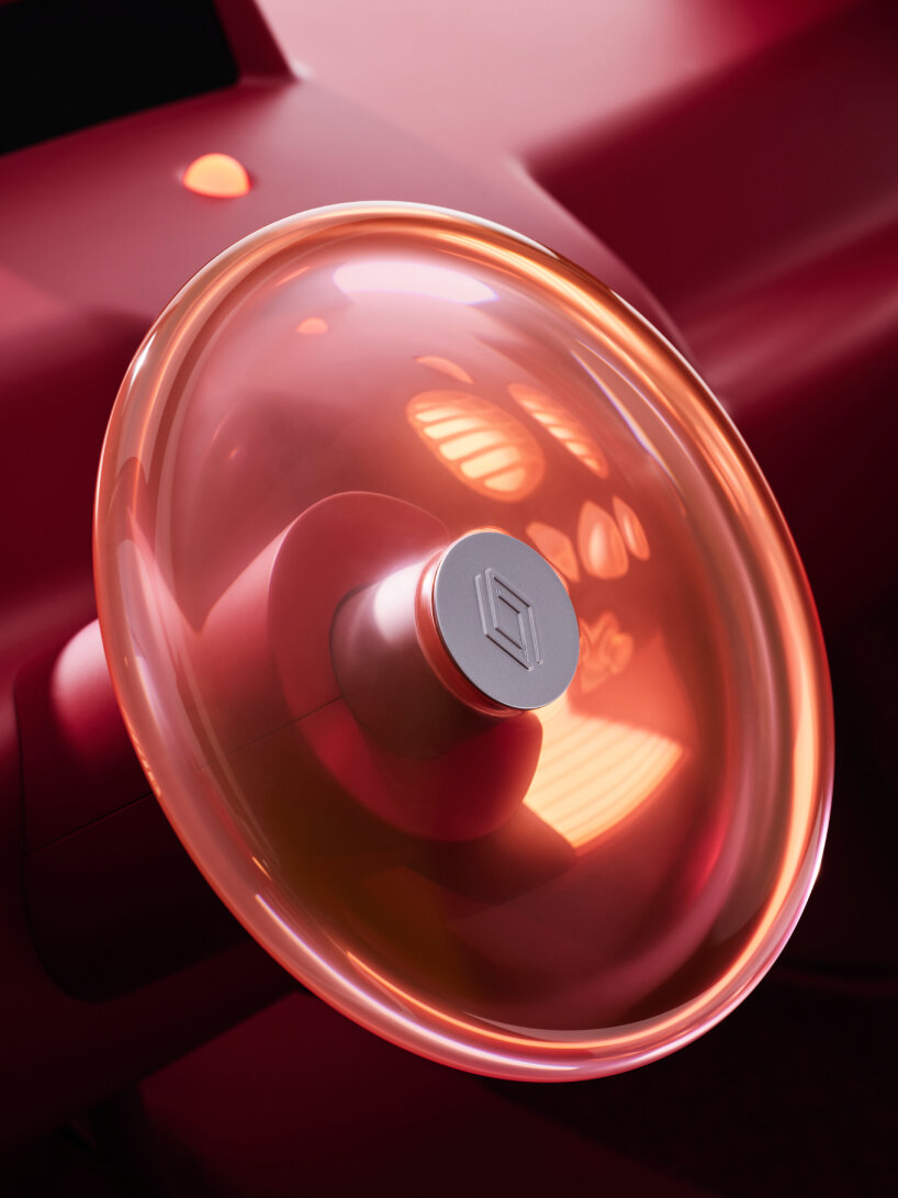 sabine marcelis renault twingo