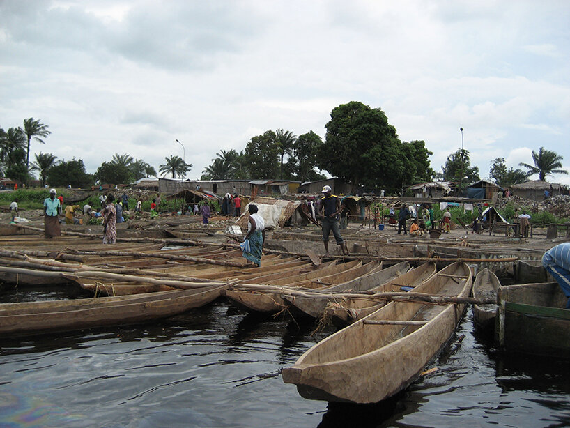 boats in the Congo are a source of inspiration Asiat-Darse Bridge
