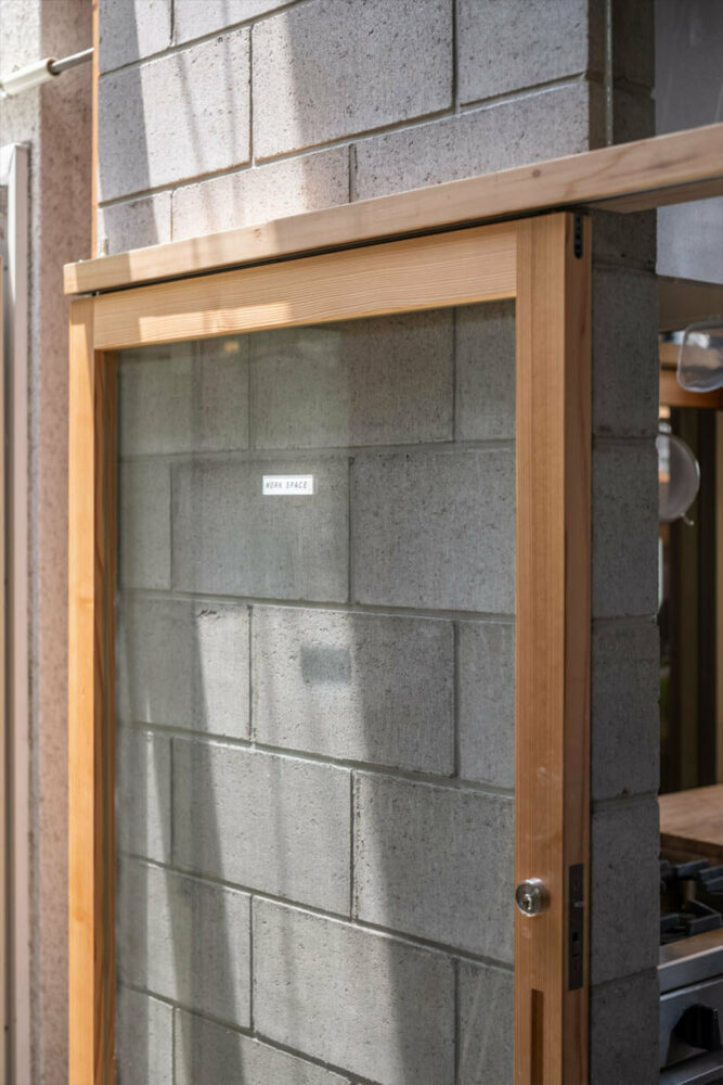 the utilization of concrete blocks facilitated the construction process