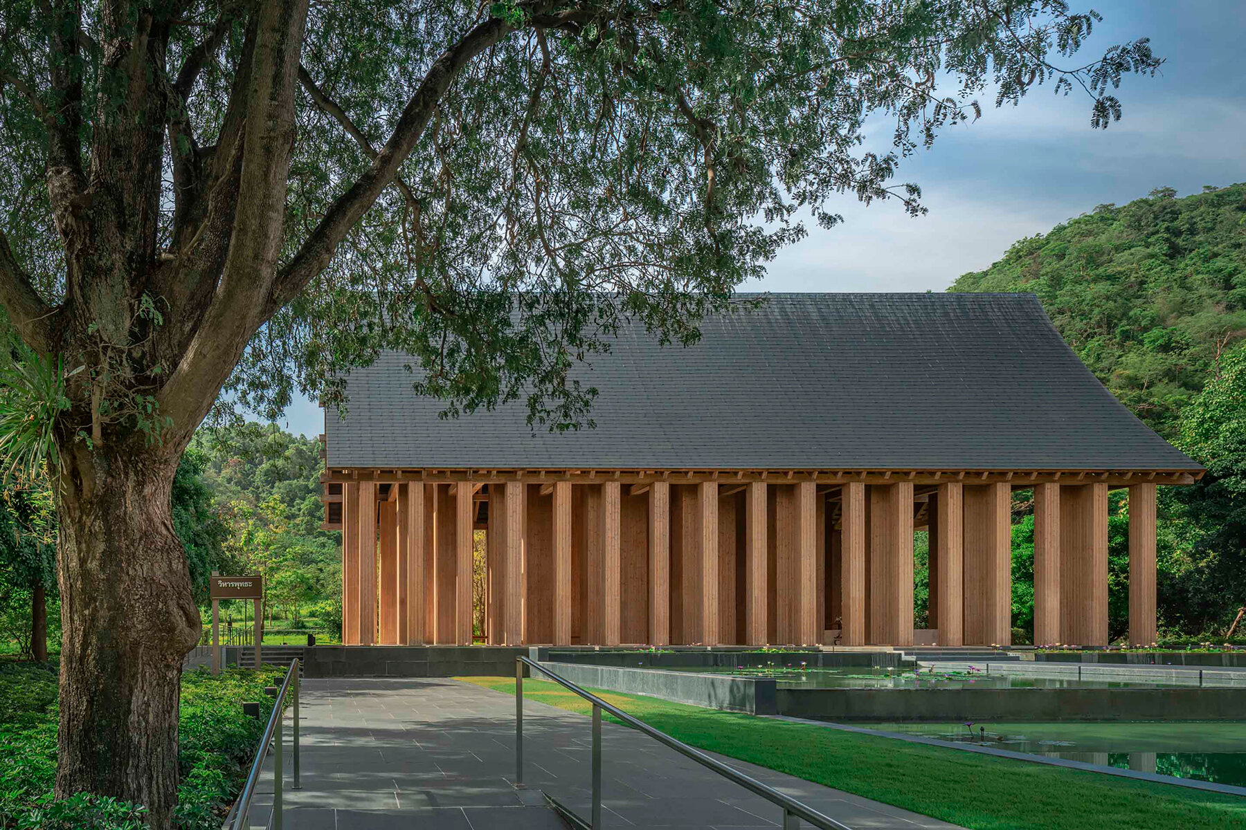 bacc-infinity-ground-thailand-taiwan-contemporary-architecture-exhibition-bangkok-designboom-31800