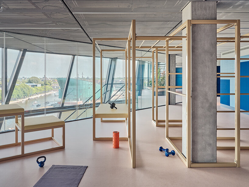 studio modijefsky booking.com 