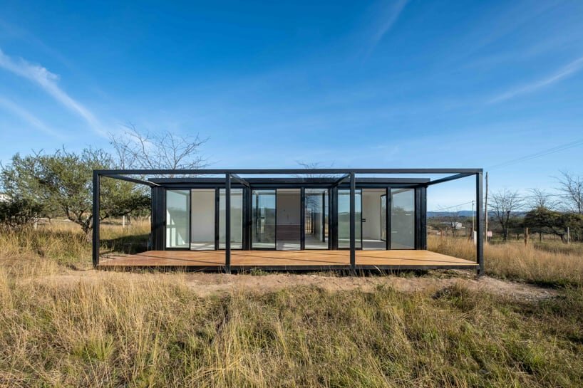 small house in argentina’s grasslands integrates temperature and climate self-regulation