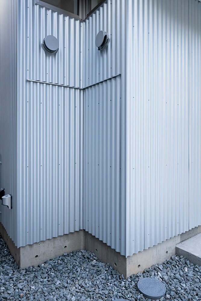 micelle tops house in japan with translucent membrane to control outside temperatures