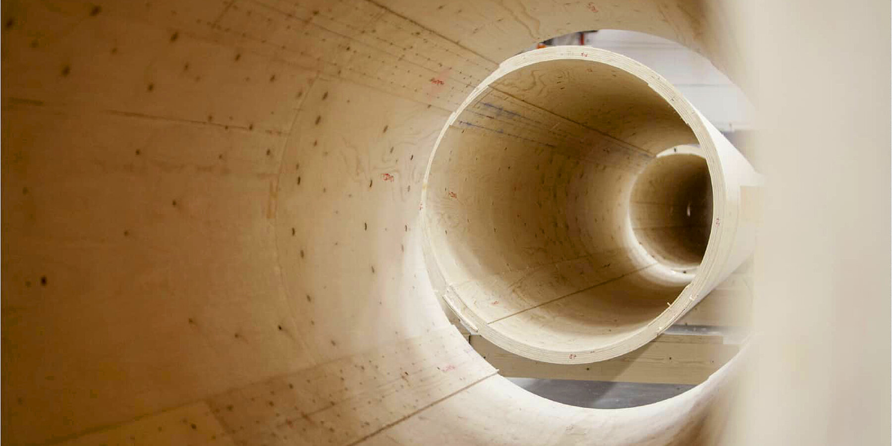 modvion-world's-largest-wood-wind-turbine-designboom-ban
