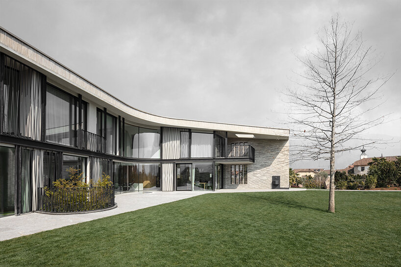vernacular architecture meets modern life at modus architects' visibilio house in rural italy 