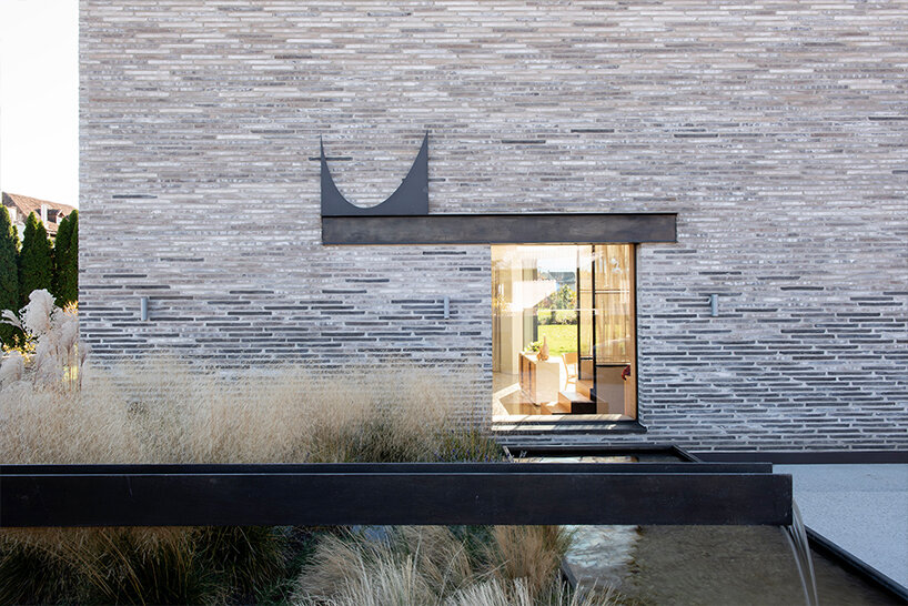 vernacular architecture meets modern life at modus architects' visibilio house in rural italy 