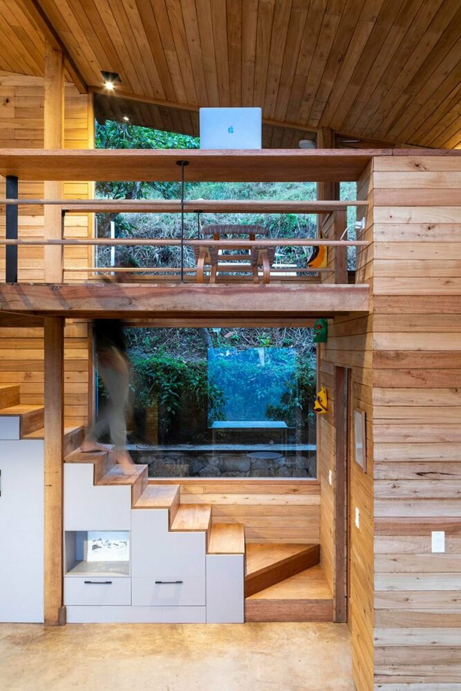 image by Andrés Villota