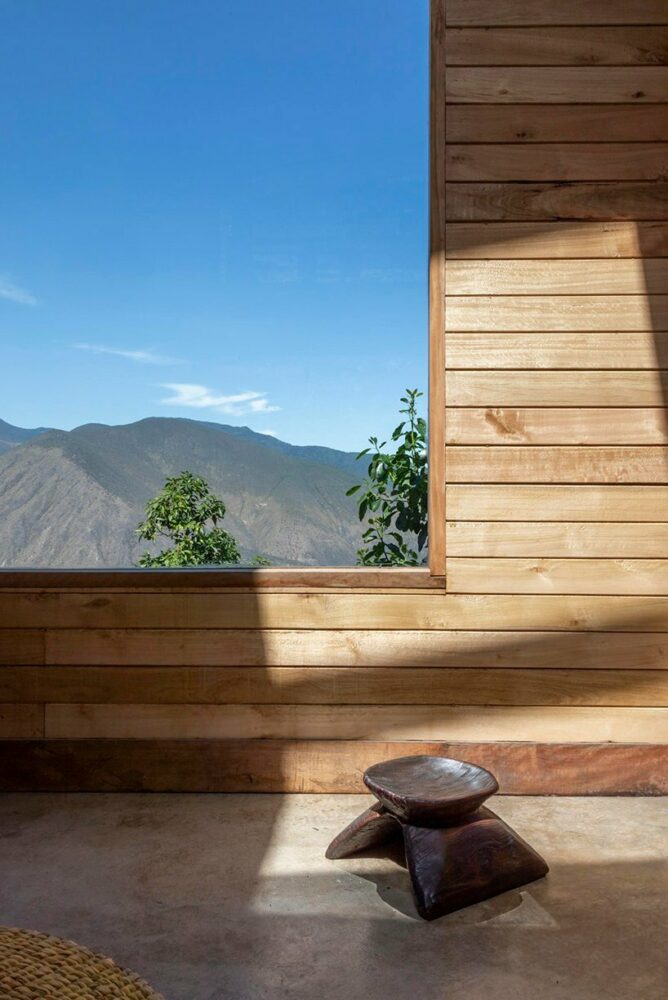 image by Andrés Villota