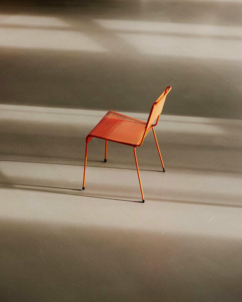 step inside the minimalist interior of hamburg-based kju.studio, captured by david altrath