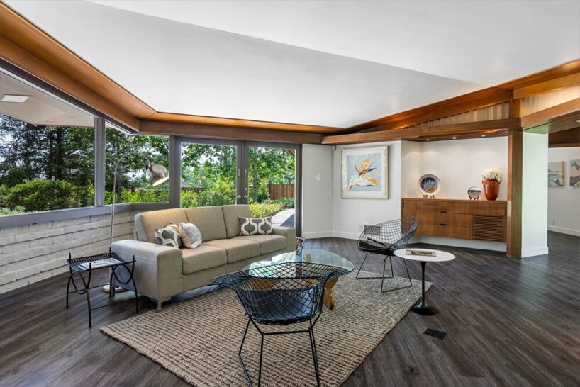 lloyd wright’s usonian-style house in california embraces oblique angles and abundant glazing