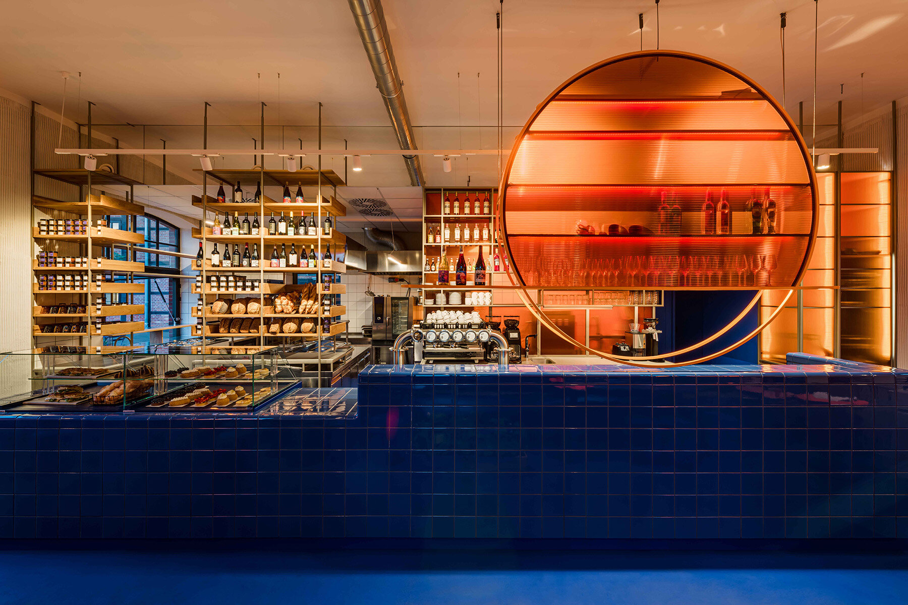 pastry-club-woda-designboom-full-1