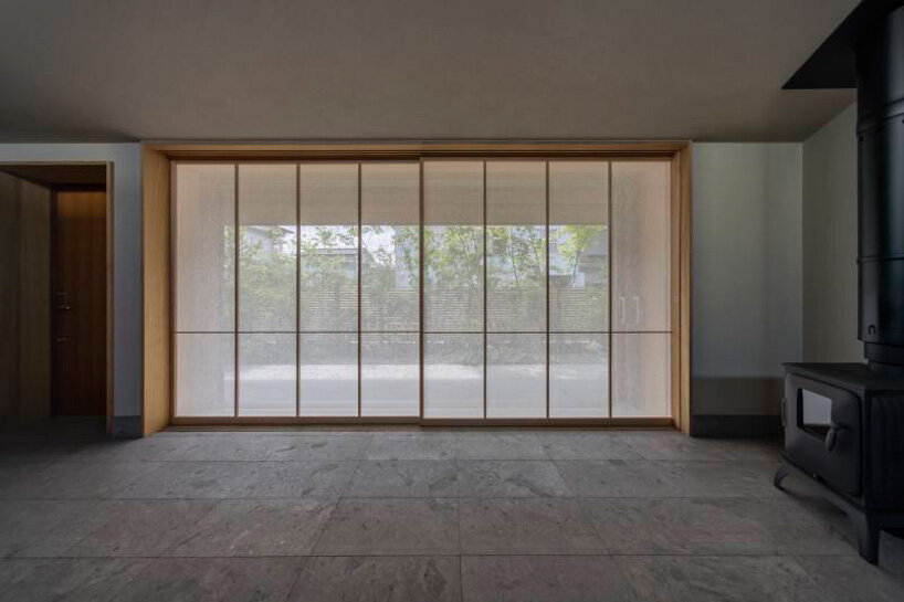 weaved paper screen lets the air come through