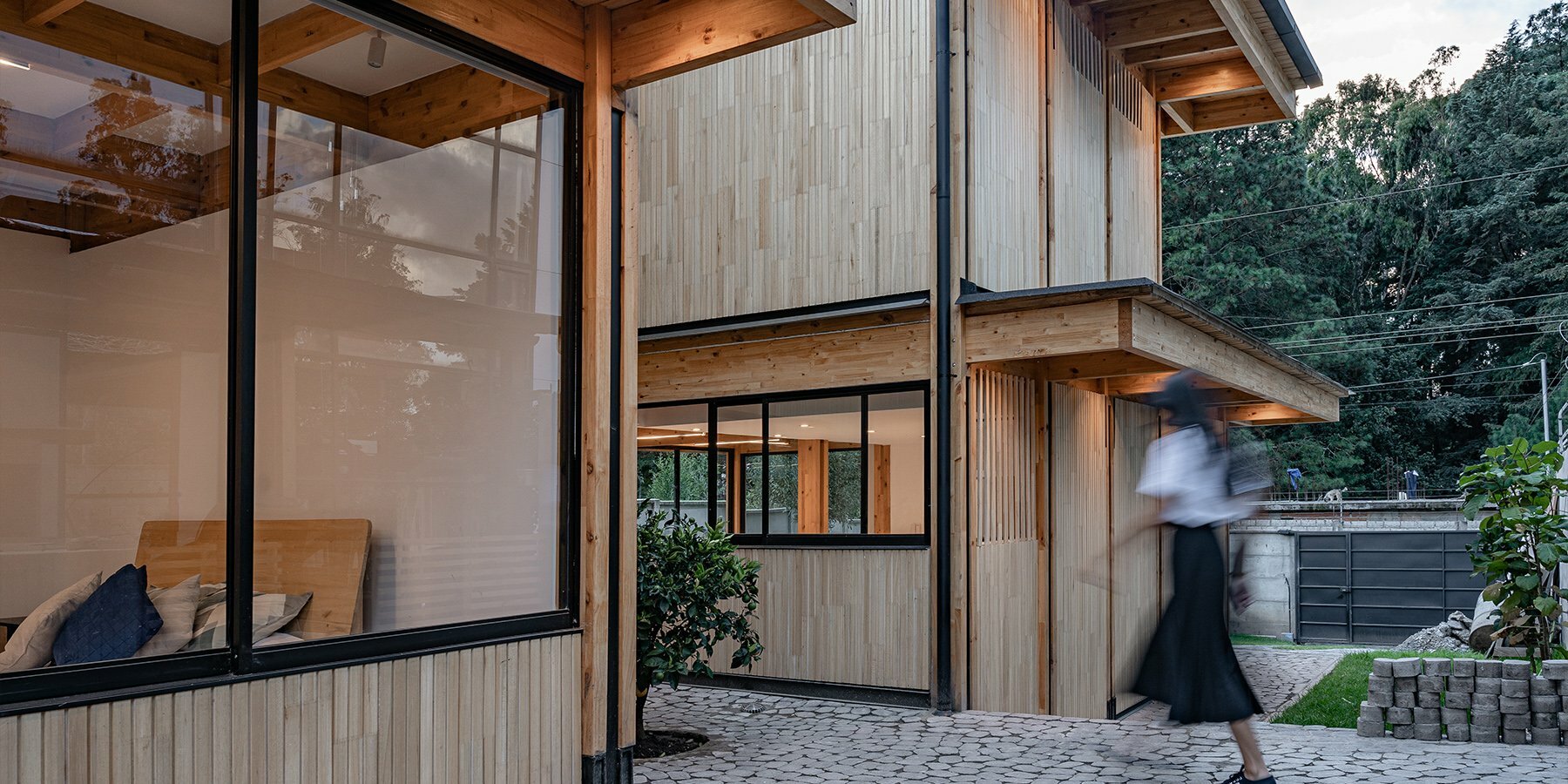 2c-house-baquio-arquitectura-ecuador-designboom-1800-2