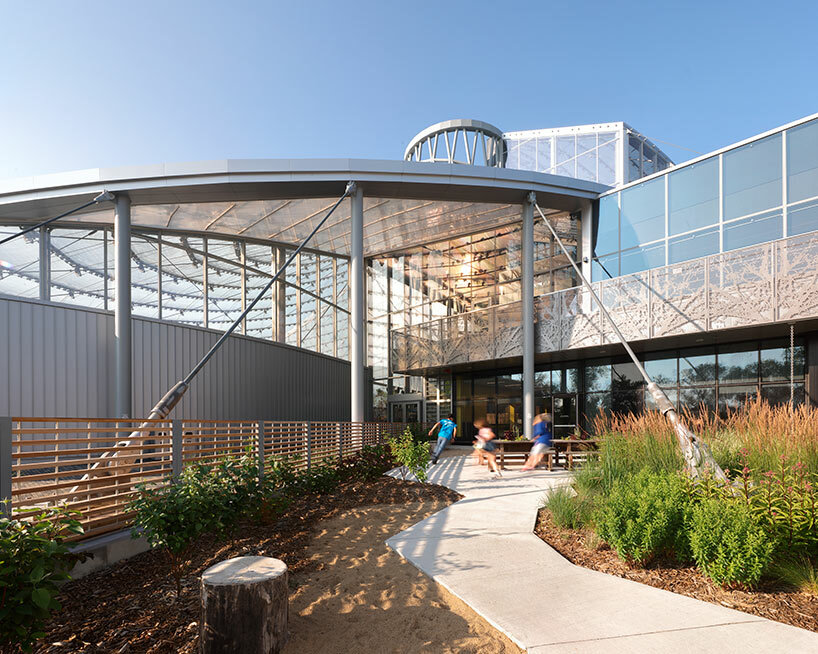 leaf assiniboine park