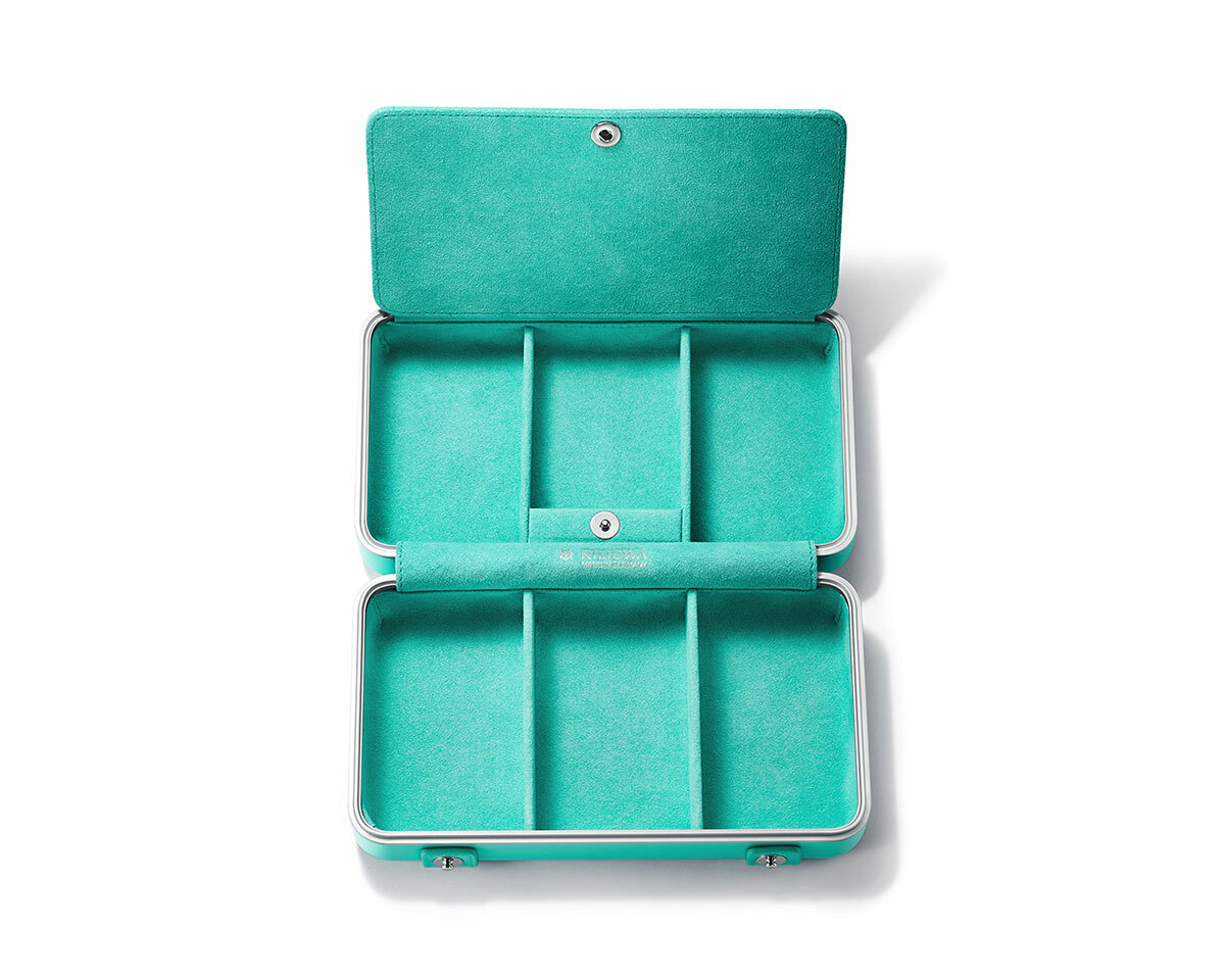 RIMOWA x Tiffany Personal (interior)