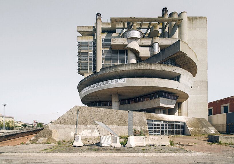 shop prints from the world's biggest photographers through ArchDaily's online gallery - 1