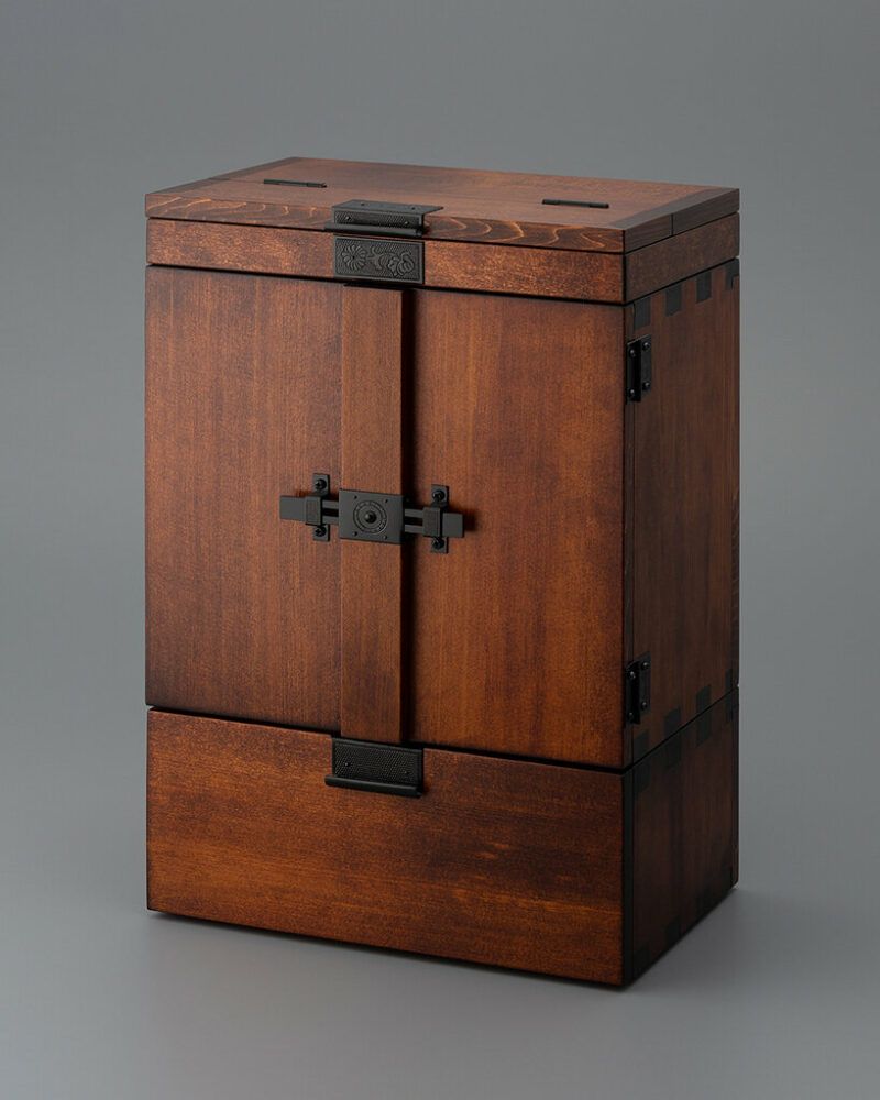 Vanity Box 2 by Chiyodaya