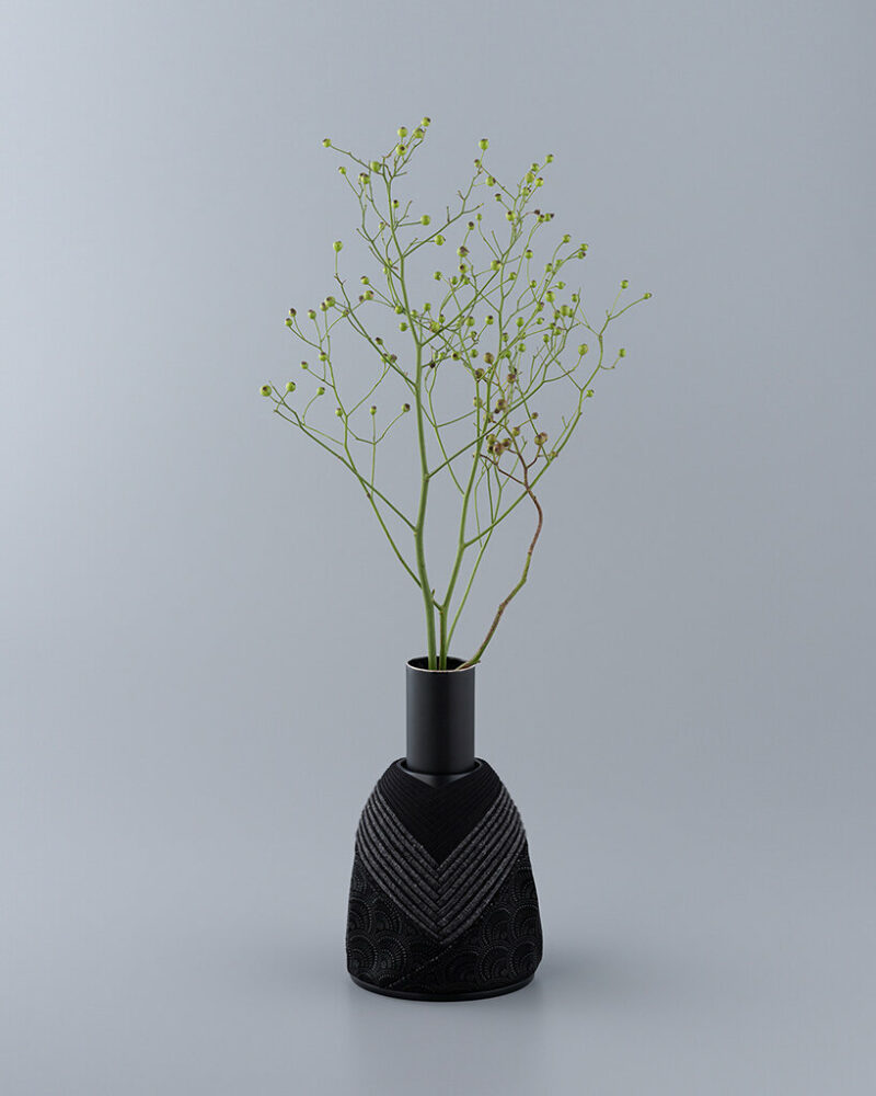 Hina Vase by Nagae Ningyo 