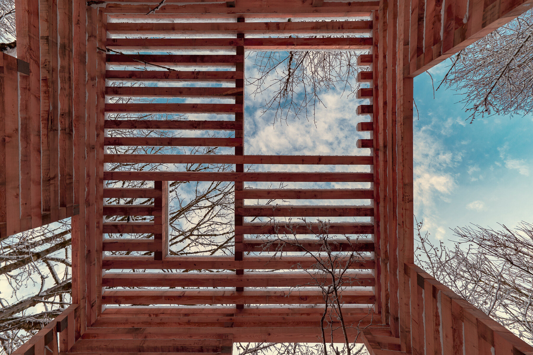 davide-macullo-ispace-timber-installation-swiss-alps-designboom-218000