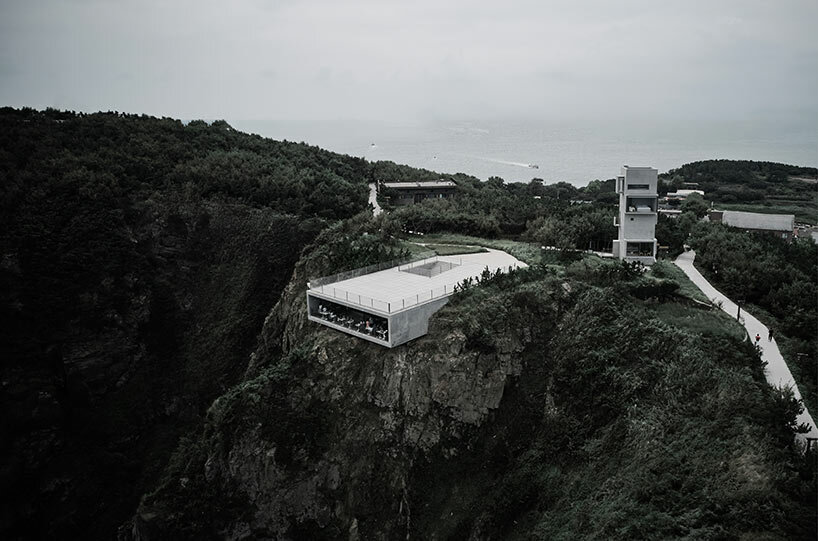 trace architecture cliff café