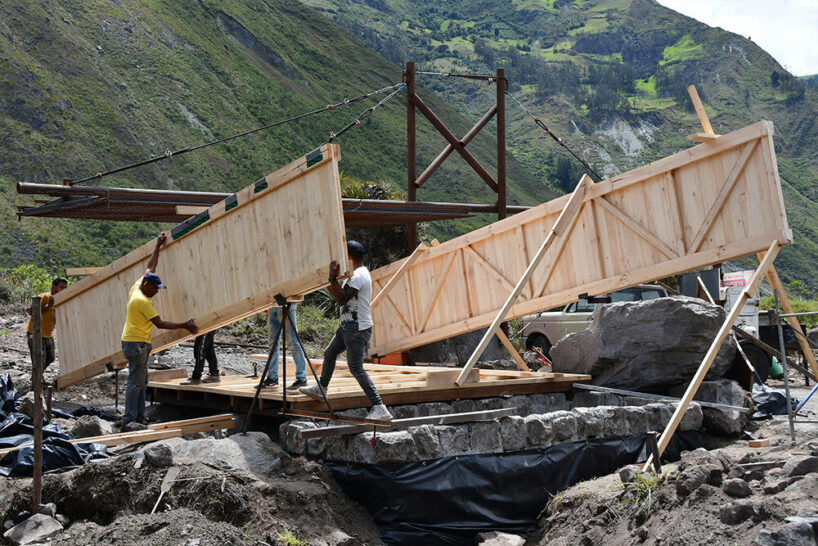 image by La Cabina De La Curiosidad