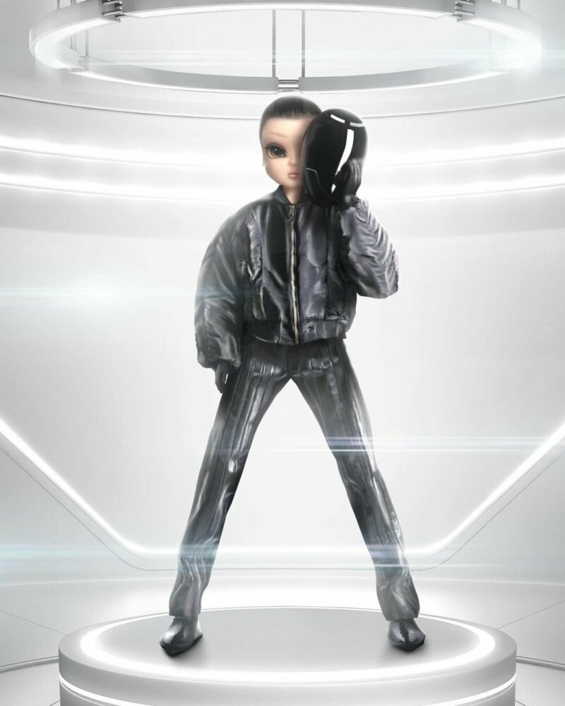 Noonoouri began her career at the age of 19