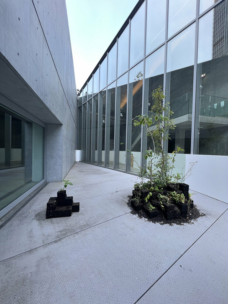 Comoris BLOCK by ACTANT FOREST | image © designboom