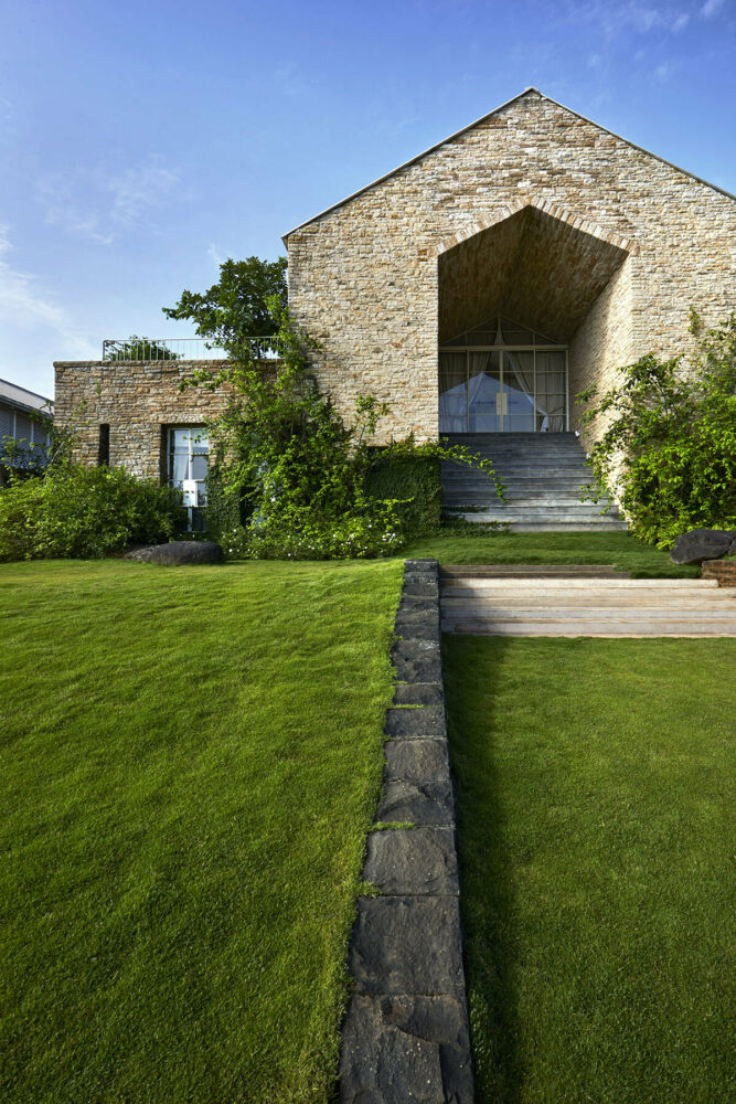 image © Ashish Sahi