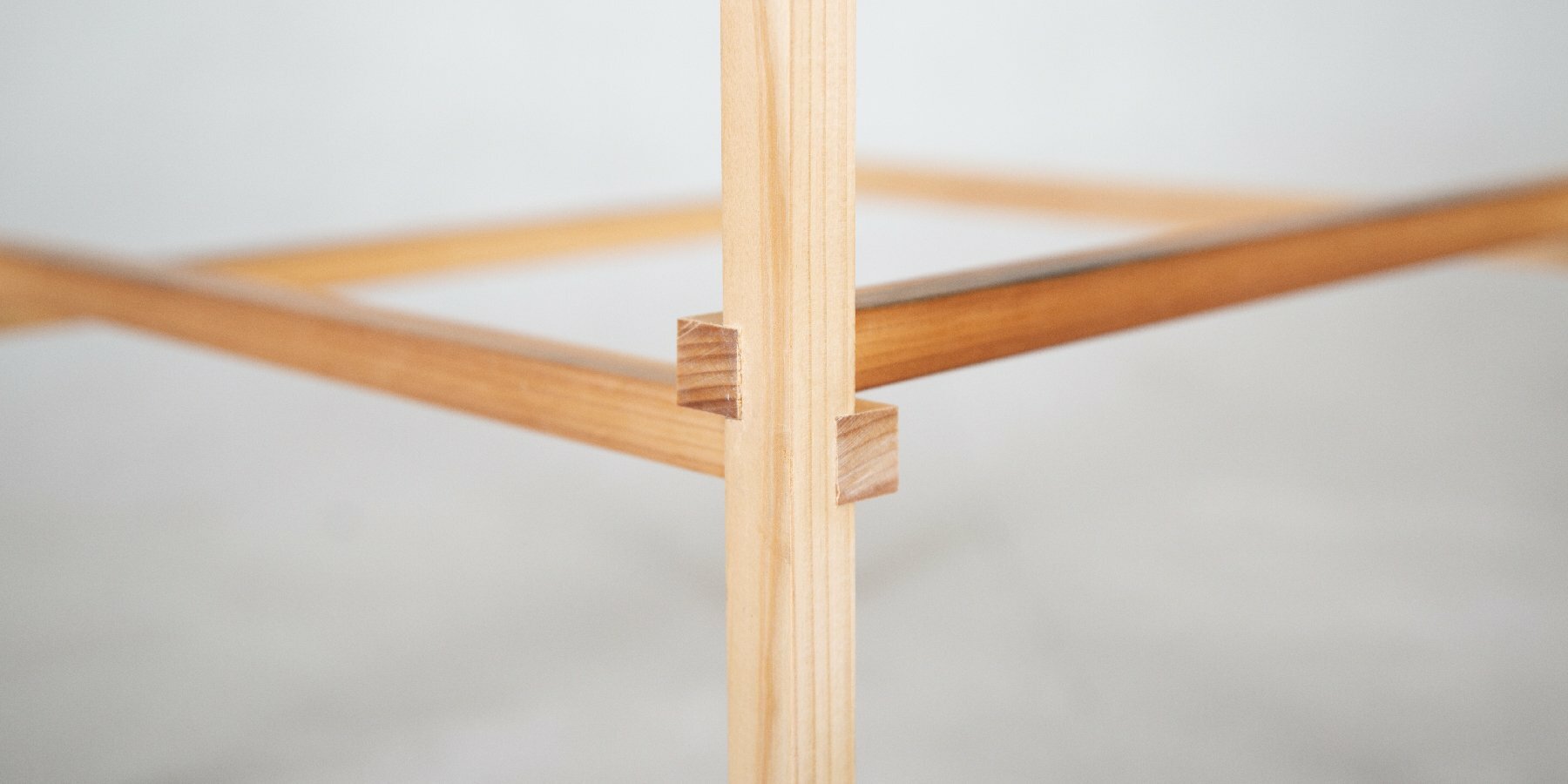 d01-densified-wood-vicente-carmona-montedonico-designboom-5