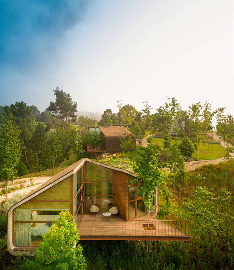 FCC arquitectura inserts wellness retreat into a lush oasis in portugal