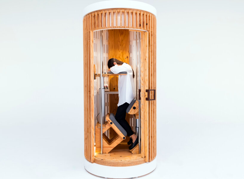 giraffenap standing sleeping pods