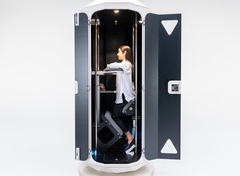 giraffenap standing sleeping pods