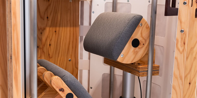 giraffenap standing sleeping pods