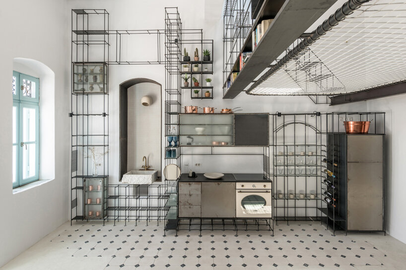 MOLD architects' scaffolding system balances function & openness in greek summer home