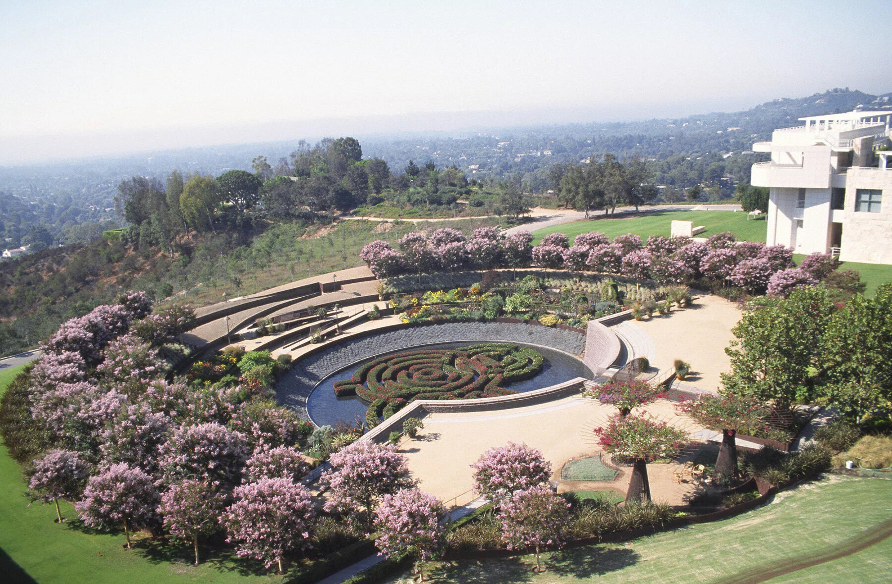 robert-irwin-light-space-artist-passes-away-designboom-full-02
