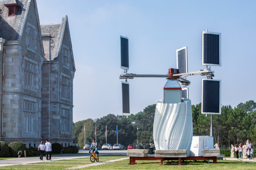 soleolico wind turbine solar panels