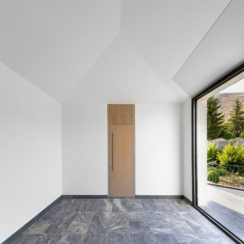catering to varying spatial scenarios, the layout effectively forms multiple attics